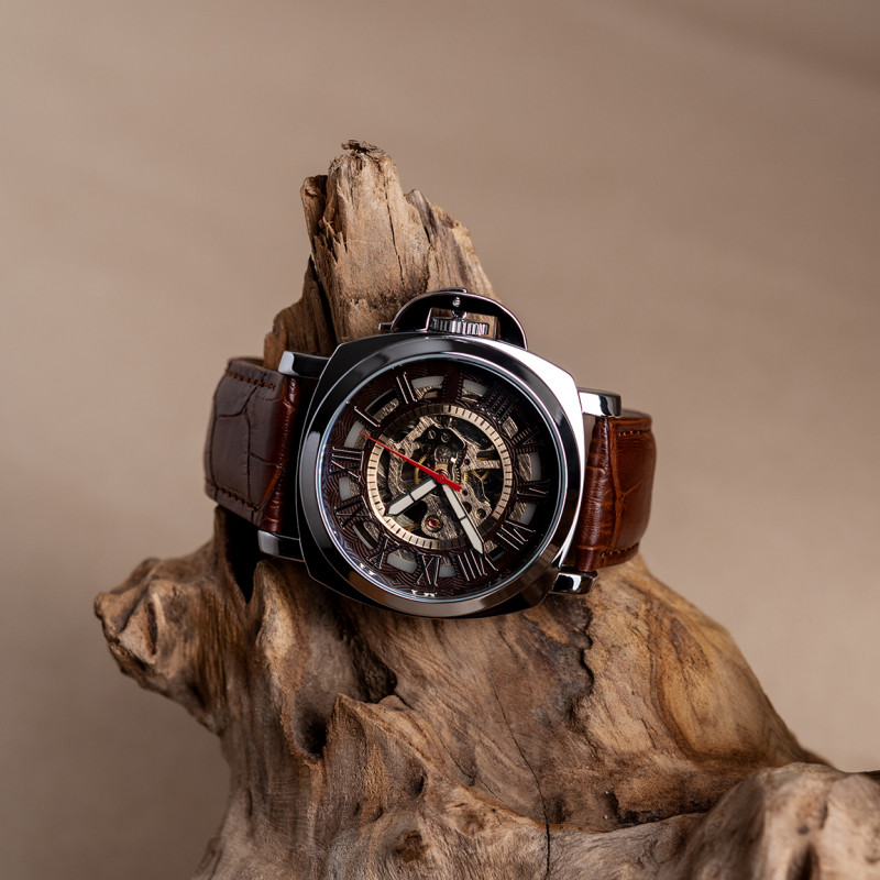 The Essential Guide to Classic Men’s Watches